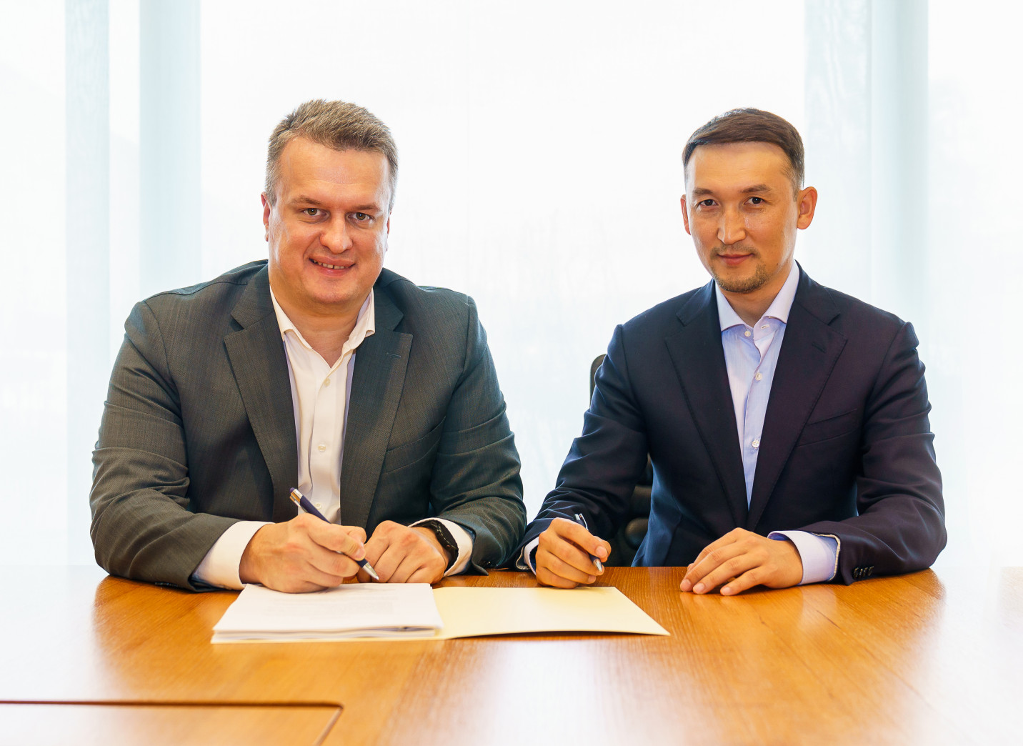 AzerTelecom и Kazakhtelecom создали совместное предприятие в рамках Транскаспийского оптоволоконного проекта
